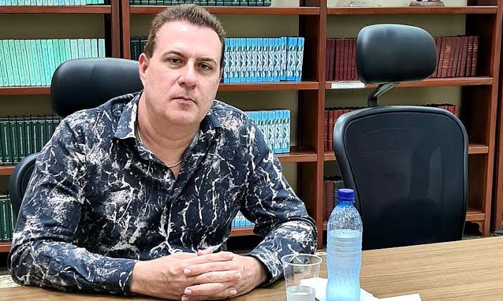 A pedido  de Tales Tranin, juíza determina prisão de Ícaro Pinto por descumprir regime aberto